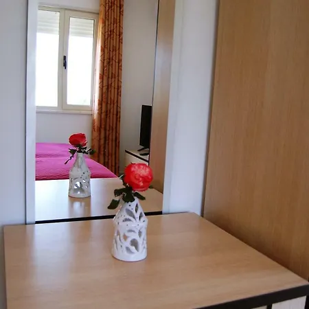 Apartment Vela &