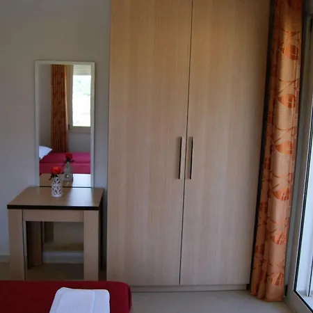 Vela & Apartment Orikum
