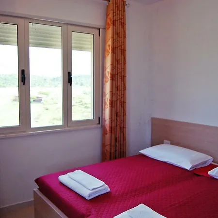 Apartment Vela &