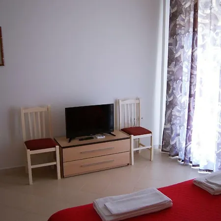 Apartment Vela & *